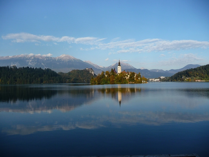 1094a%20Island%20view%20from%20Lake%20Bled%20walk